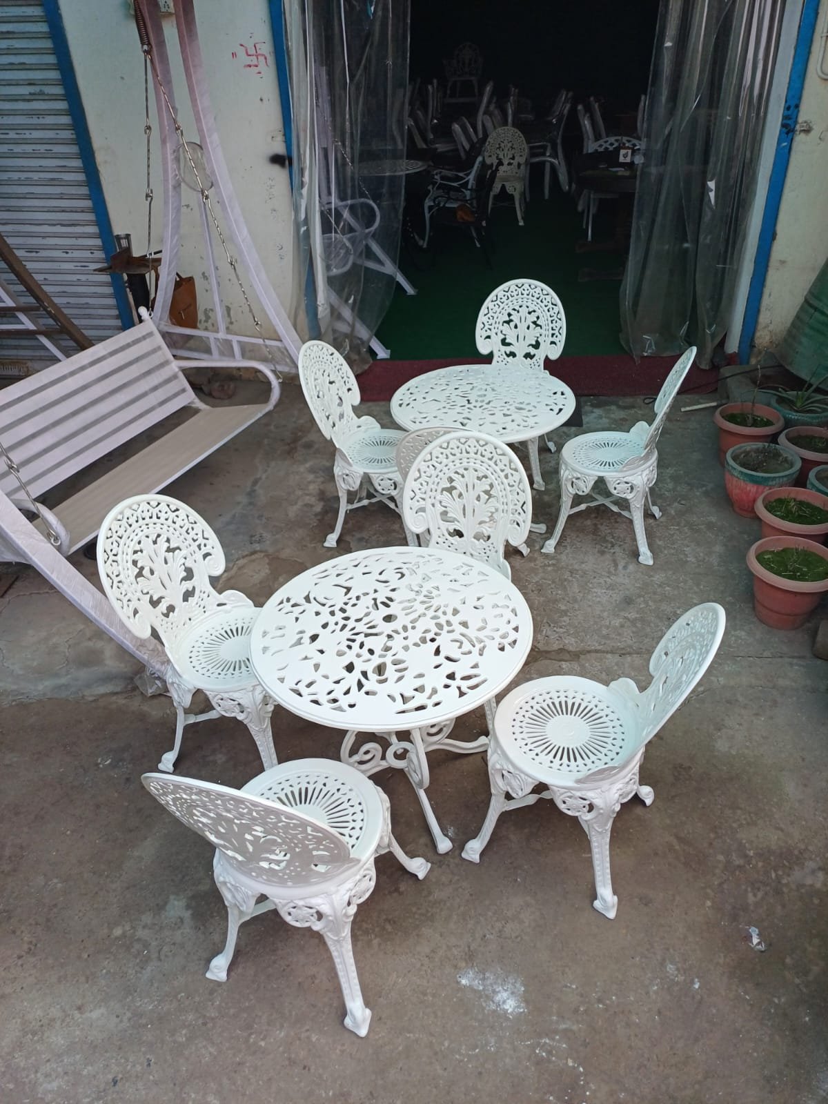 Maharaja Outdoor Table Set - Image 7