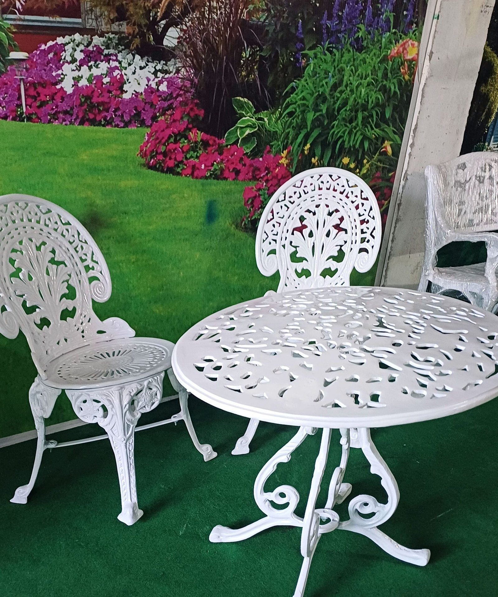 Maharaja Outdoor Table Set - Image 6