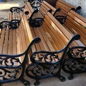 Garden bench (Brown)