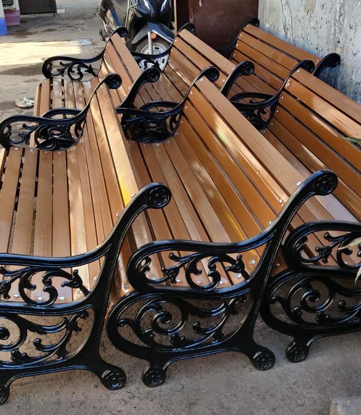 Garden bench (Brown) - Image 2