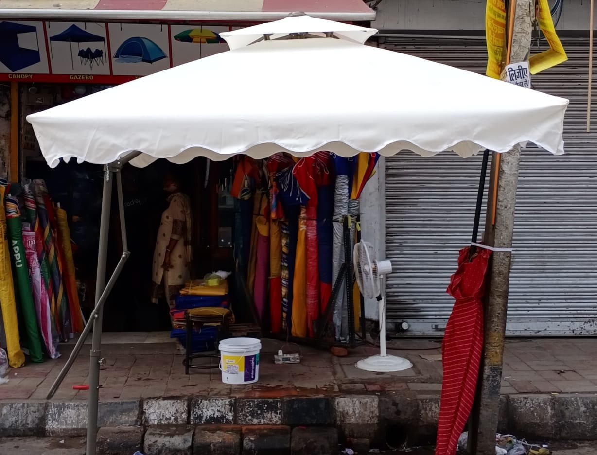 Side Pole Umbrella - Image 2